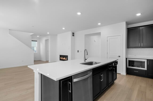 Building Photo - 11556 Amplify Cir