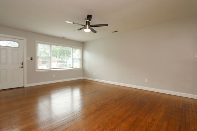 Building Photo - 46 Hidalgo Dr