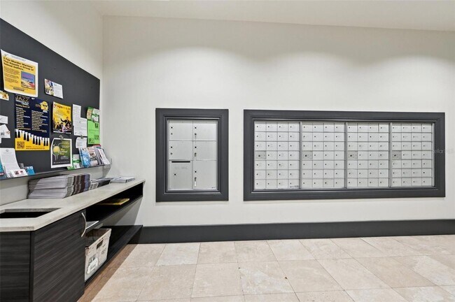 Building Photo - 1771 Ringling Blvd