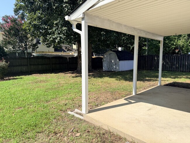 Building Photo - 724 Pilot House Dr