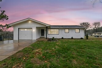 Building Photo - 67 Strecker Rd