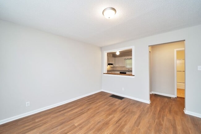 Building Photo - Spacious Hueytown Oasis – Country Feel, Ci...