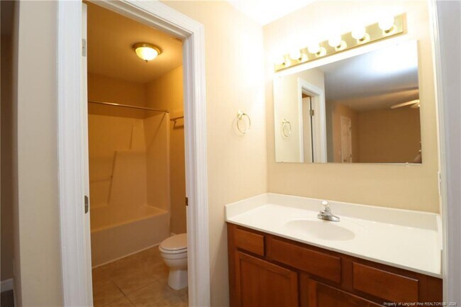 Building Photo - 2637 Broad Oaks Pl