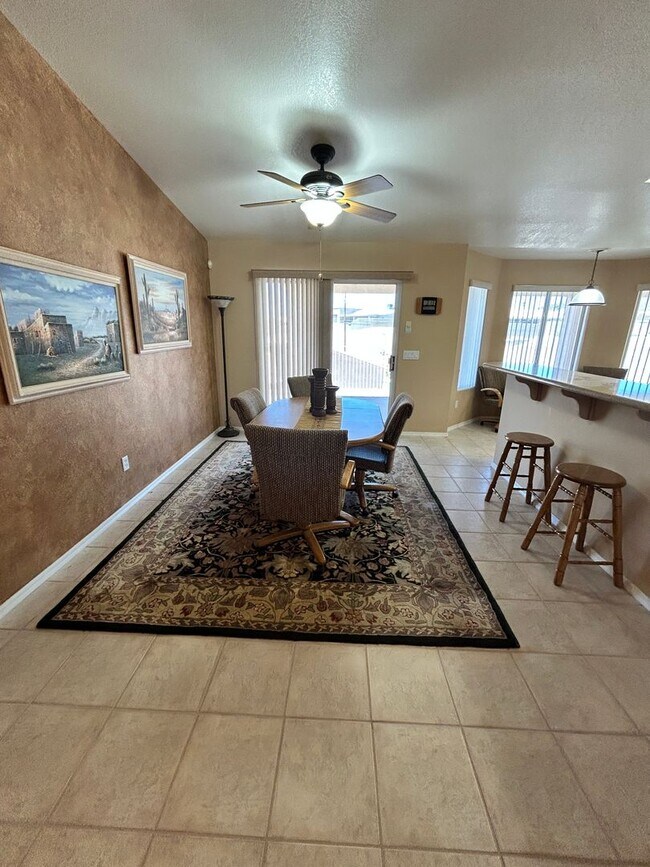 Building Photo - Furnished Winter Home!