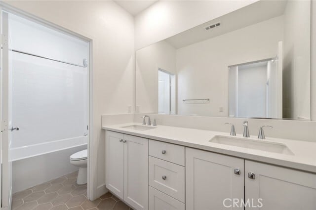 Building Photo - 474 Lobata