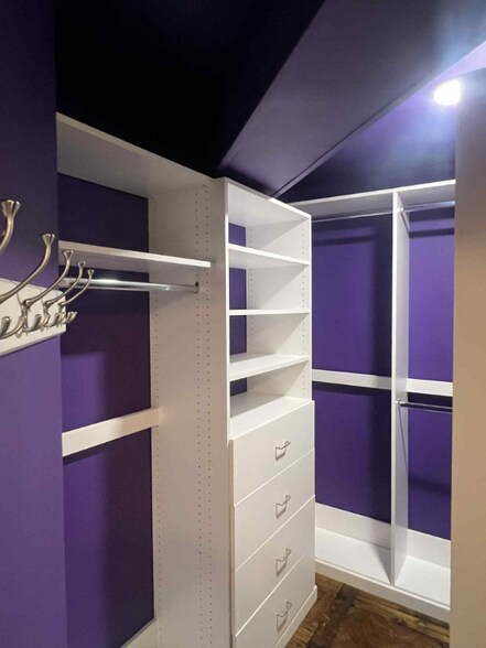 Building Photo - 1801 Clydesdale Pl NW