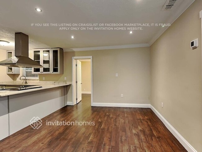 Building Photo - 849 Sunniland Dr