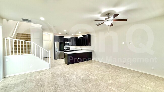 Building Photo - 2282 S Deerfield Ln