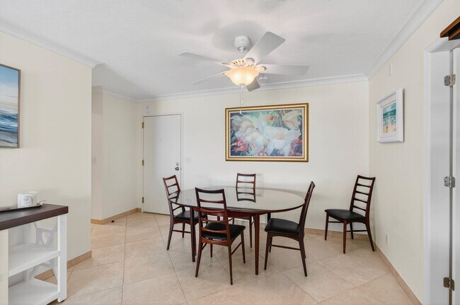 Building Photo - 4511 S Ocean Blvd