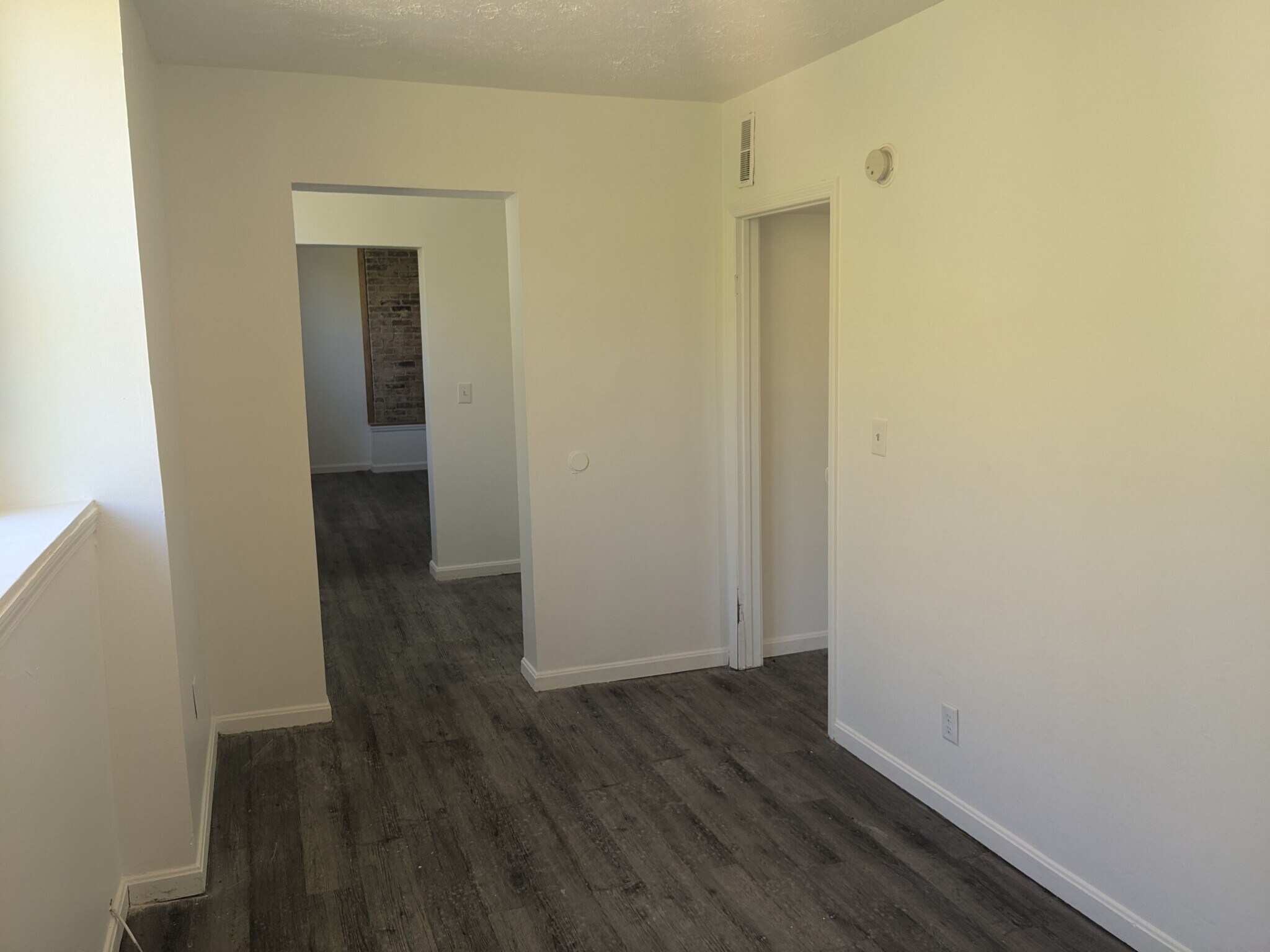 Building Photo - 227 Renner St