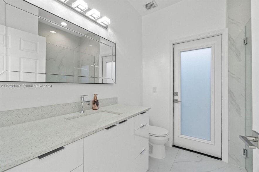 Building Photo - 15786 SW 141st St