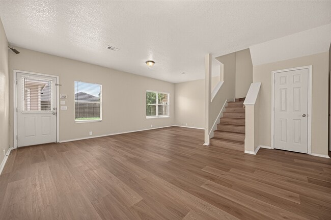 Building Photo - 18915 S Lyford Dr
