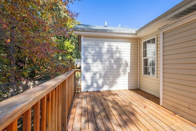 Building Photo - 356 Andrew Dr