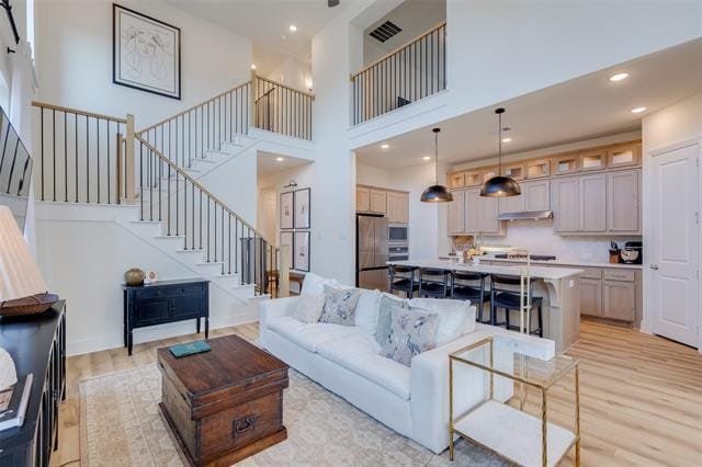 Building Photo - 1513 Waxwing Pl