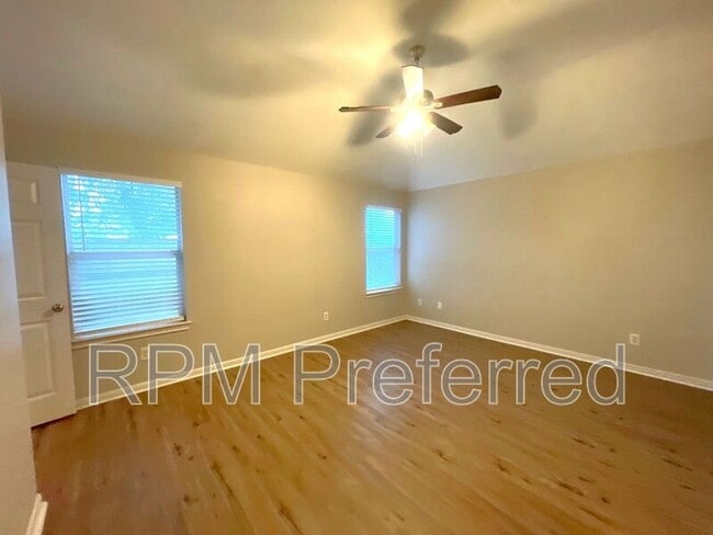 Building Photo - 13542 Forest Gully