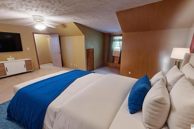 Building Photo - 7086 Spencer St