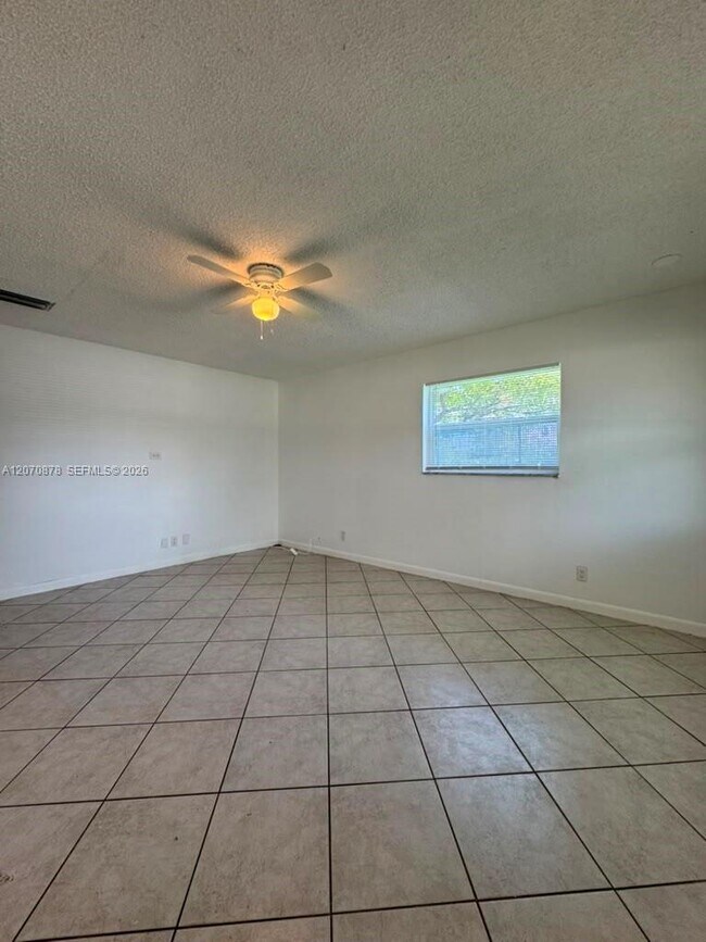 Building Photo - 2394 NW 52nd Ct