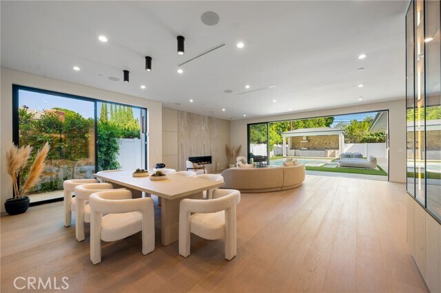 Building Photo - 16728 Morrison St