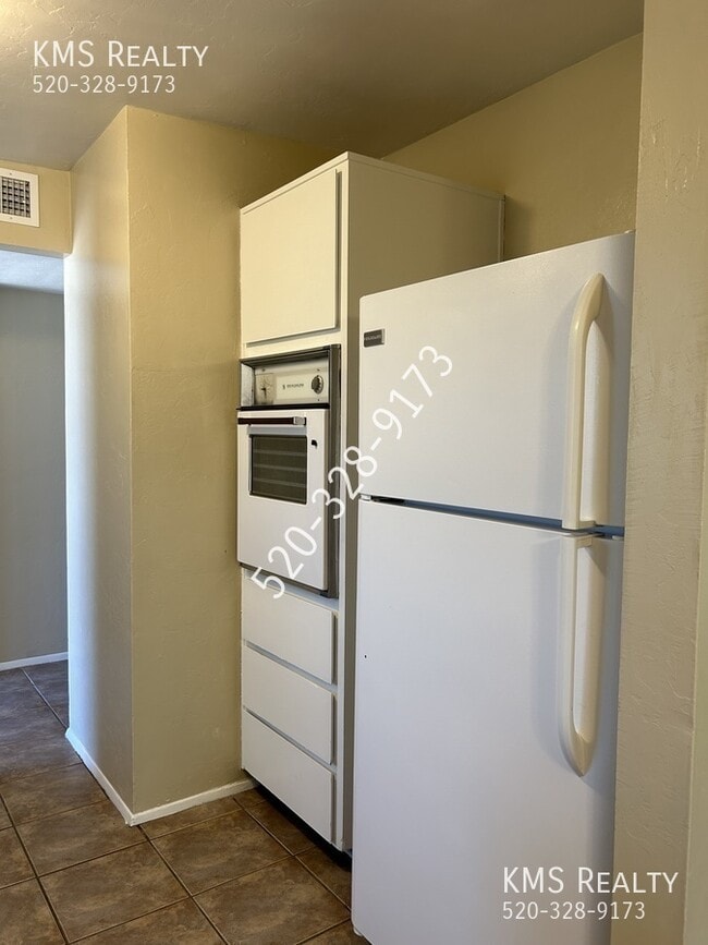 Building Photo - 7634 E Jalapa Pl