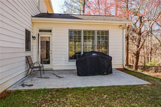 Building Photo - Welcome to this stunning West Cobb home! 5...