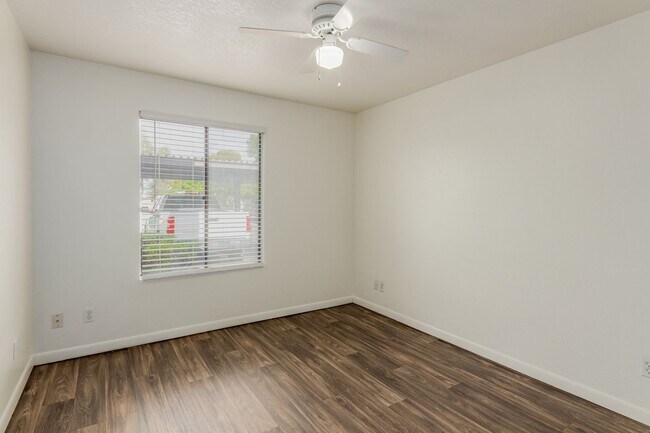 Building Photo - Bella Vita Condo-two bed, two bath in Scottsdale