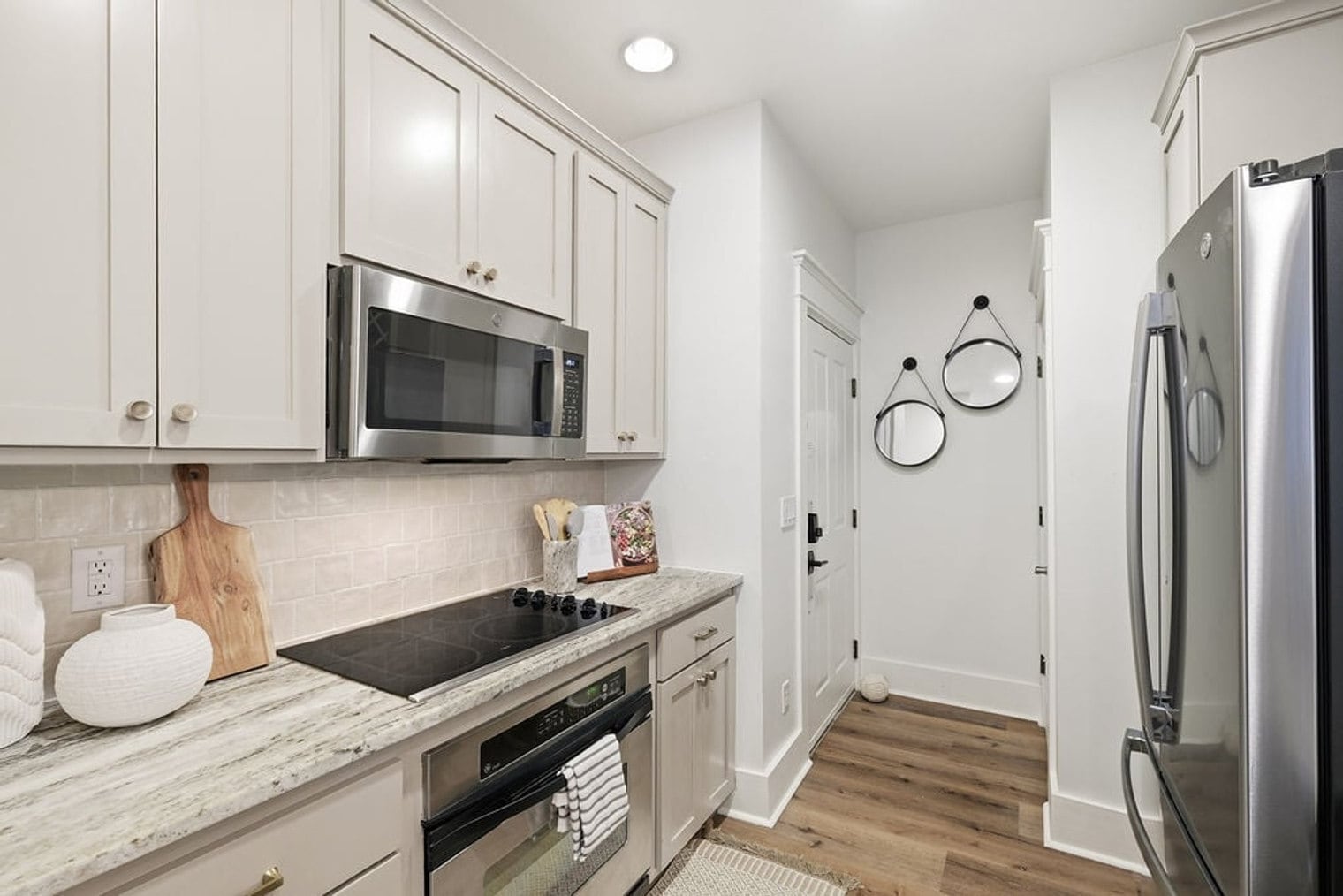 Building Photo - 122 Georgetown Ave