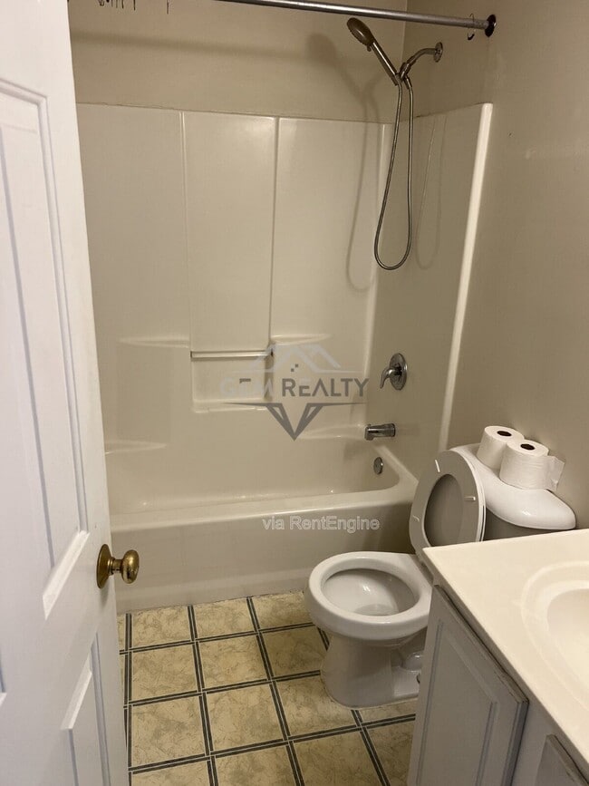 Building Photo - 8911 Leeds Ct