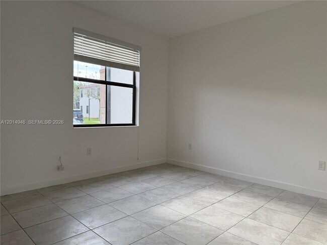 Building Photo - 10606 W 33rd Way