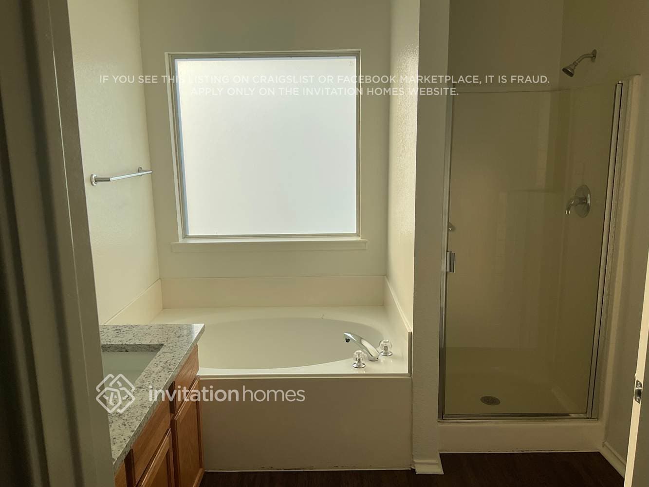 Building Photo - 2817 Goldfinch Dr