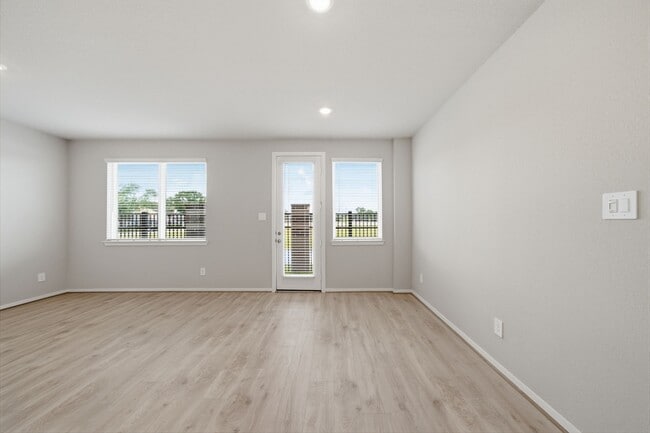 Building Photo - 3109 Quiet Sunset Dr