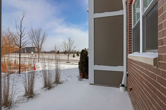 Building Photo - 28415 Torch Pkwy