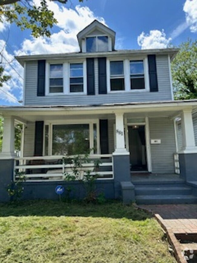 Building Photo - RENT TO OWN OPPORTUNITY IN NORFOLK!