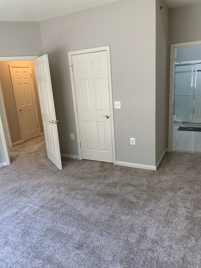 Building Photo - 113 Conover Terrace