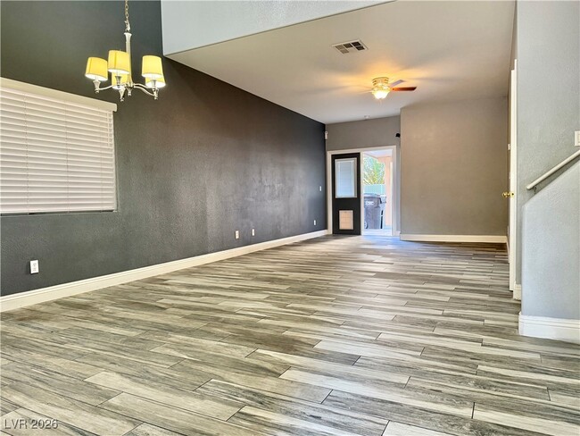 Building Photo - 5844 Aimless St