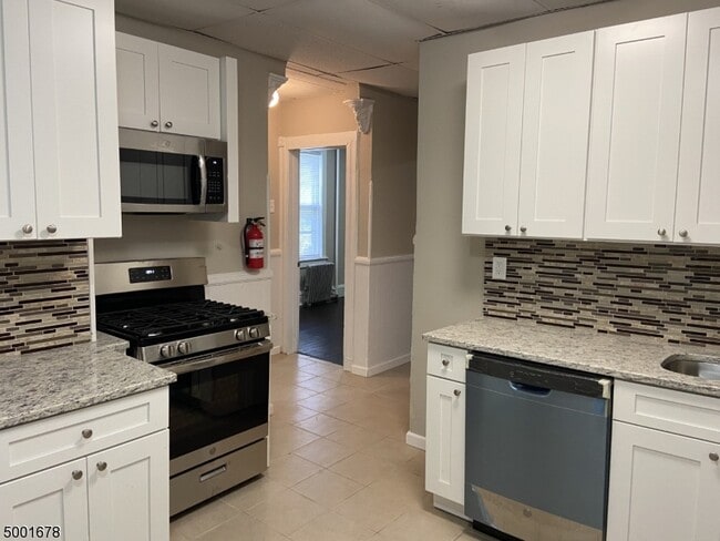 Building Photo - 369 Littleton Ave