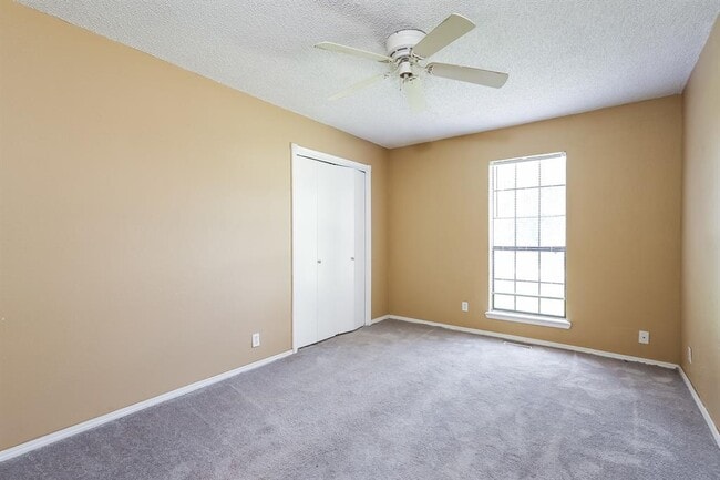 Building Photo - 2705 Pinto Trail