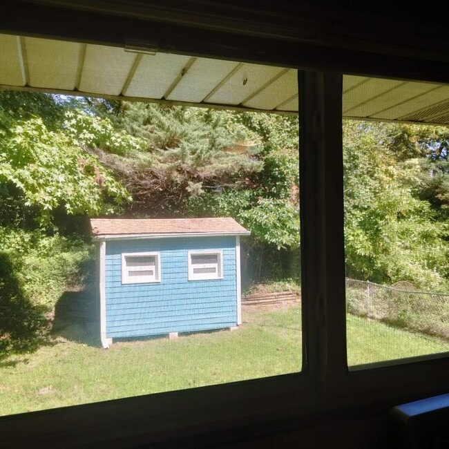 Building Photo - 1125 Walker Ave