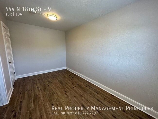 Building Photo - 444 N 18th St