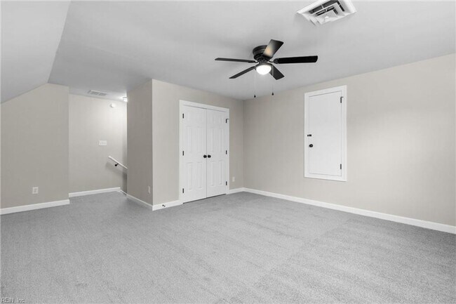 Building Photo - Beautiful, Spacious 5Bedroom Home in Virginia Beach