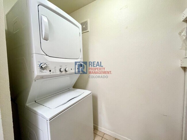 Building Photo - 12348 W Dorado Pl