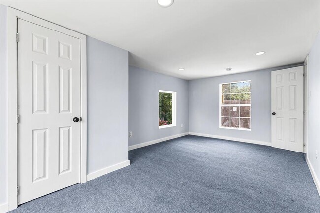 Building Photo - 7032 Avenue P