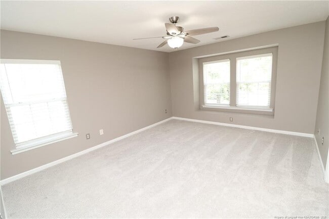 Building Photo - 137 Palmdale Ct