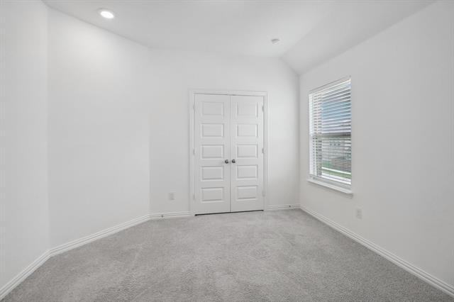 Building Photo - 1200 Milfoil Dr