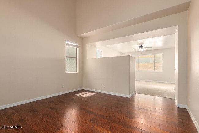 Building Photo - 17410 W Holland Ln