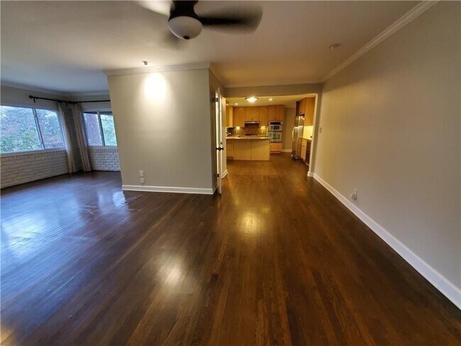 Building Photo - 4615 Mystic Dr NE