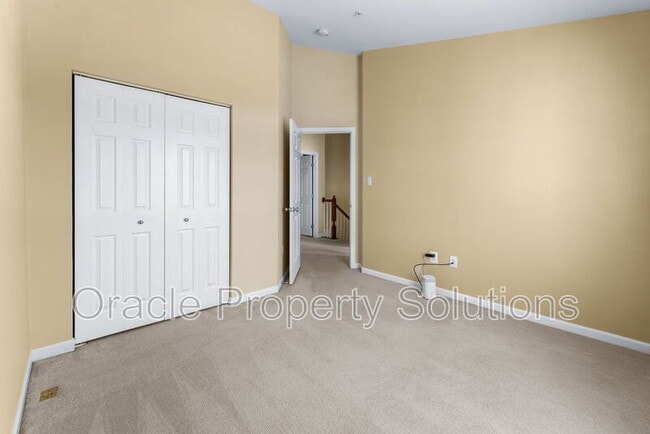 Building Photo - 7550 Maidenhead Dr