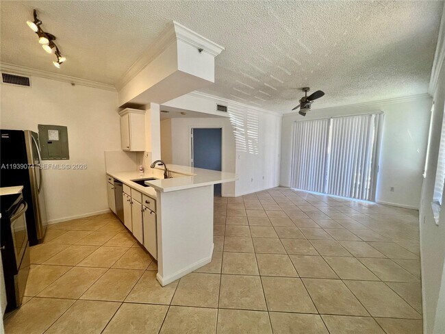 Building Photo - 1000 Scotia Dr