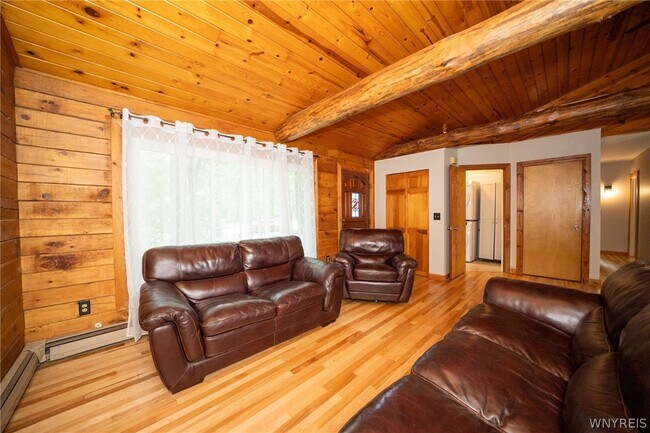 Building Photo - 8376 Cobblestone Ct