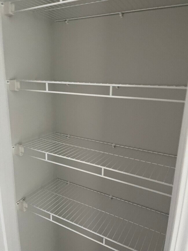 Building Photo - 536 Appaloosa Way