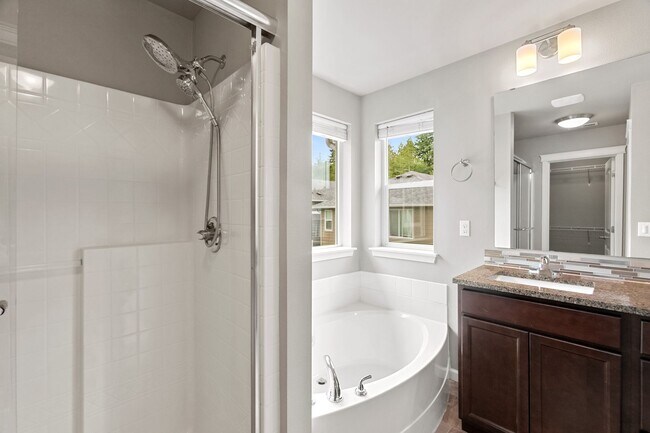 Building Photo - Two-story Home in Freestone at Bayside